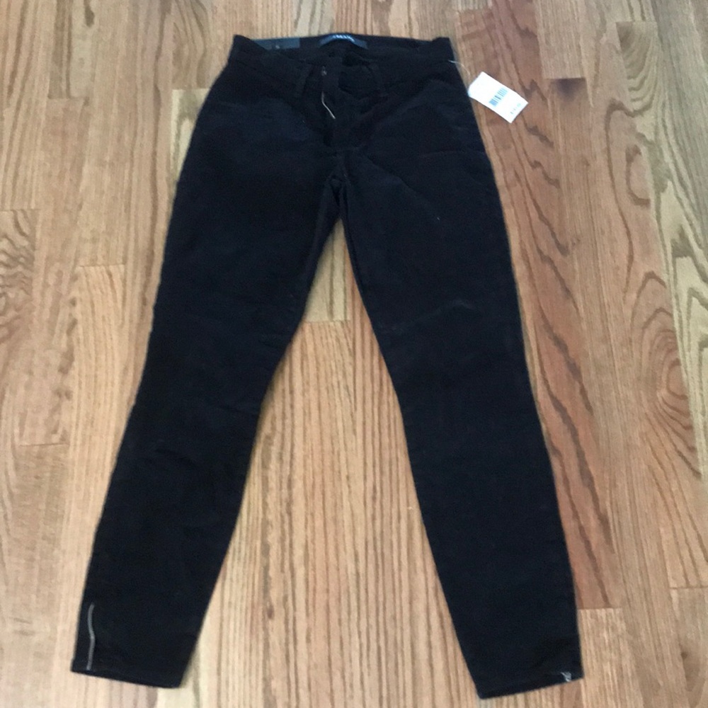 J Brand mid-rise cropped zip jean in black